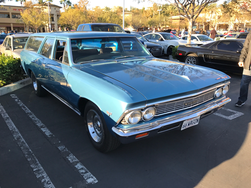 Illustration for article titled Cars and Coffee, Aliso Viejo - Dec 3, 2016 (HUGE PHOTODUMP)
